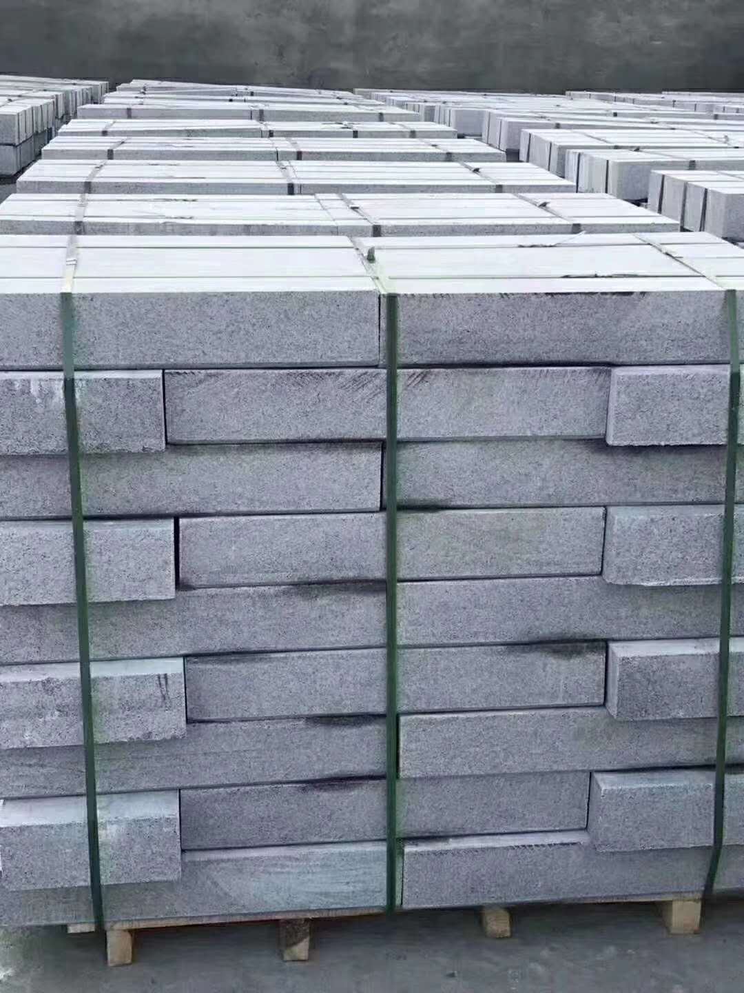 路沿石价格多少钱一米