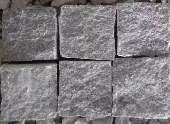 芝麻黑石材自然面(图1)