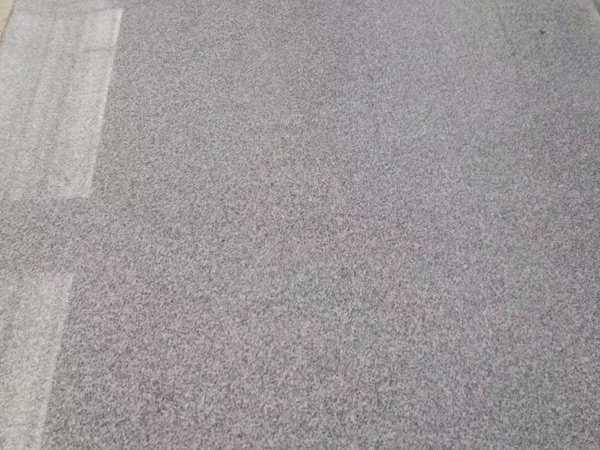 异型芝麻灰花岗岩.jpg
